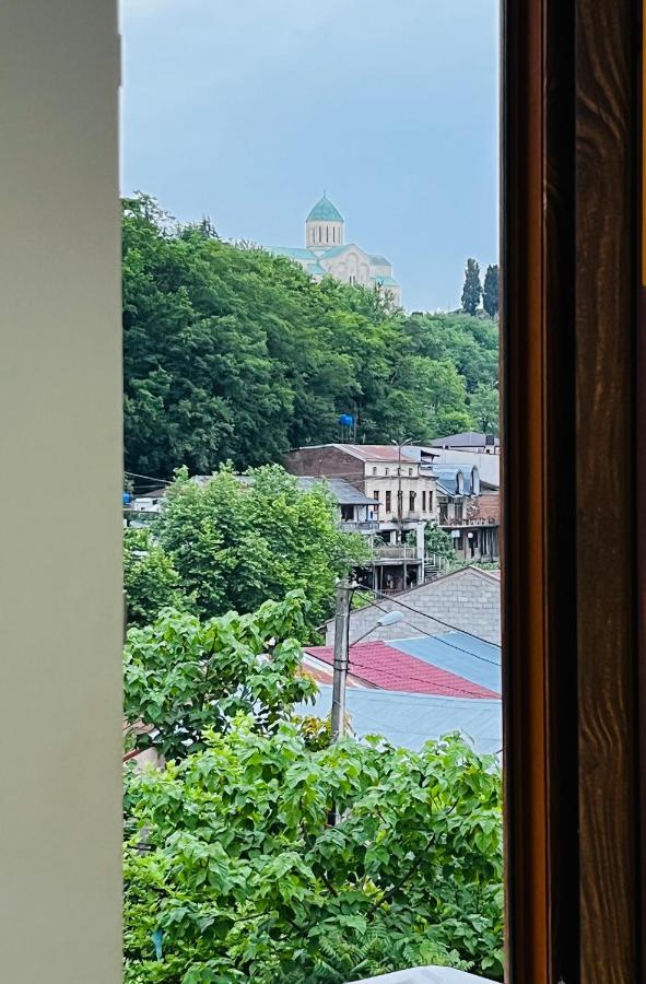 Georgian Palace Hotel Kutaisi Exterior photo